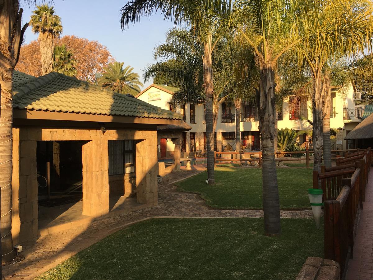 Lions Rest Guest House Germiston Exterior foto