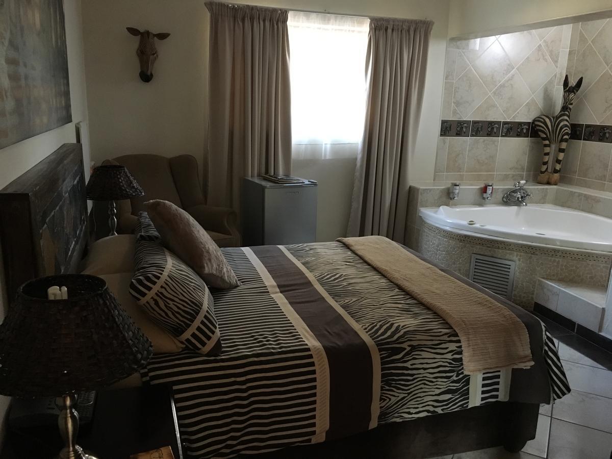 Lions Rest Guest House Germiston Exterior foto
