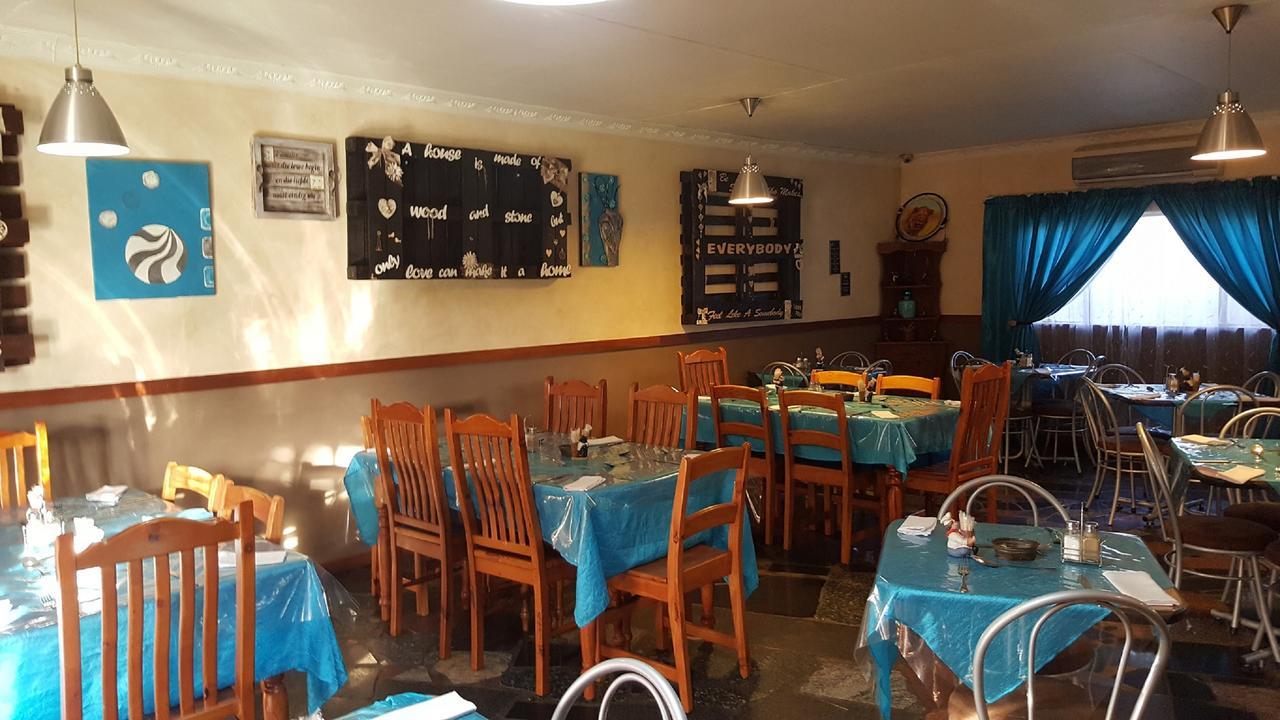 Lions Rest Guest House Germiston Exterior foto