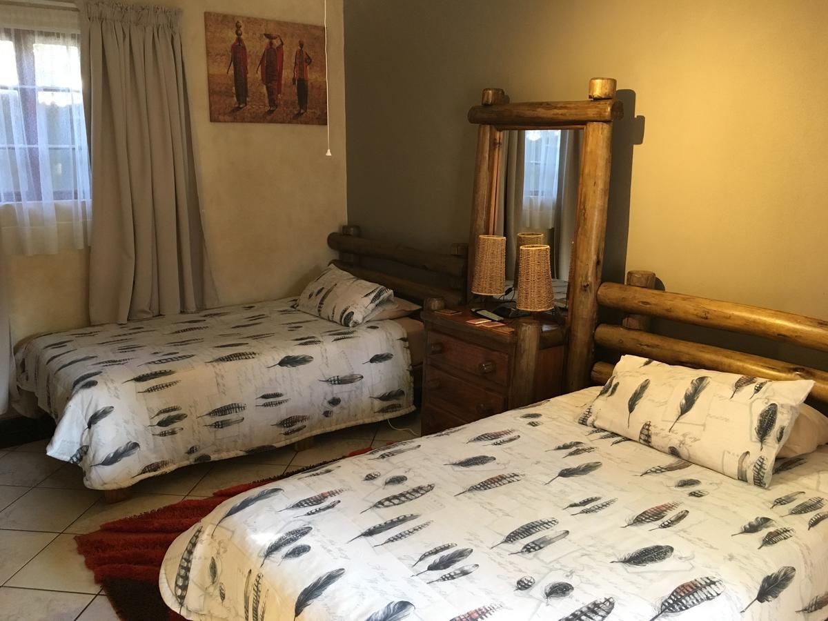 Lions Rest Guest House Germiston Exterior foto